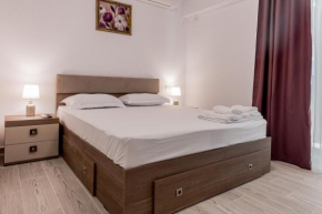 Trio Apartment